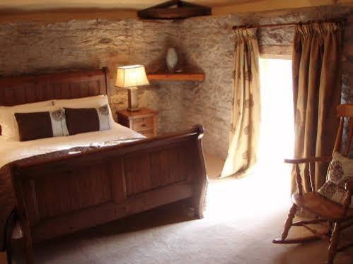 The Horse & Jockey Inn Knighton  Buitenkant foto