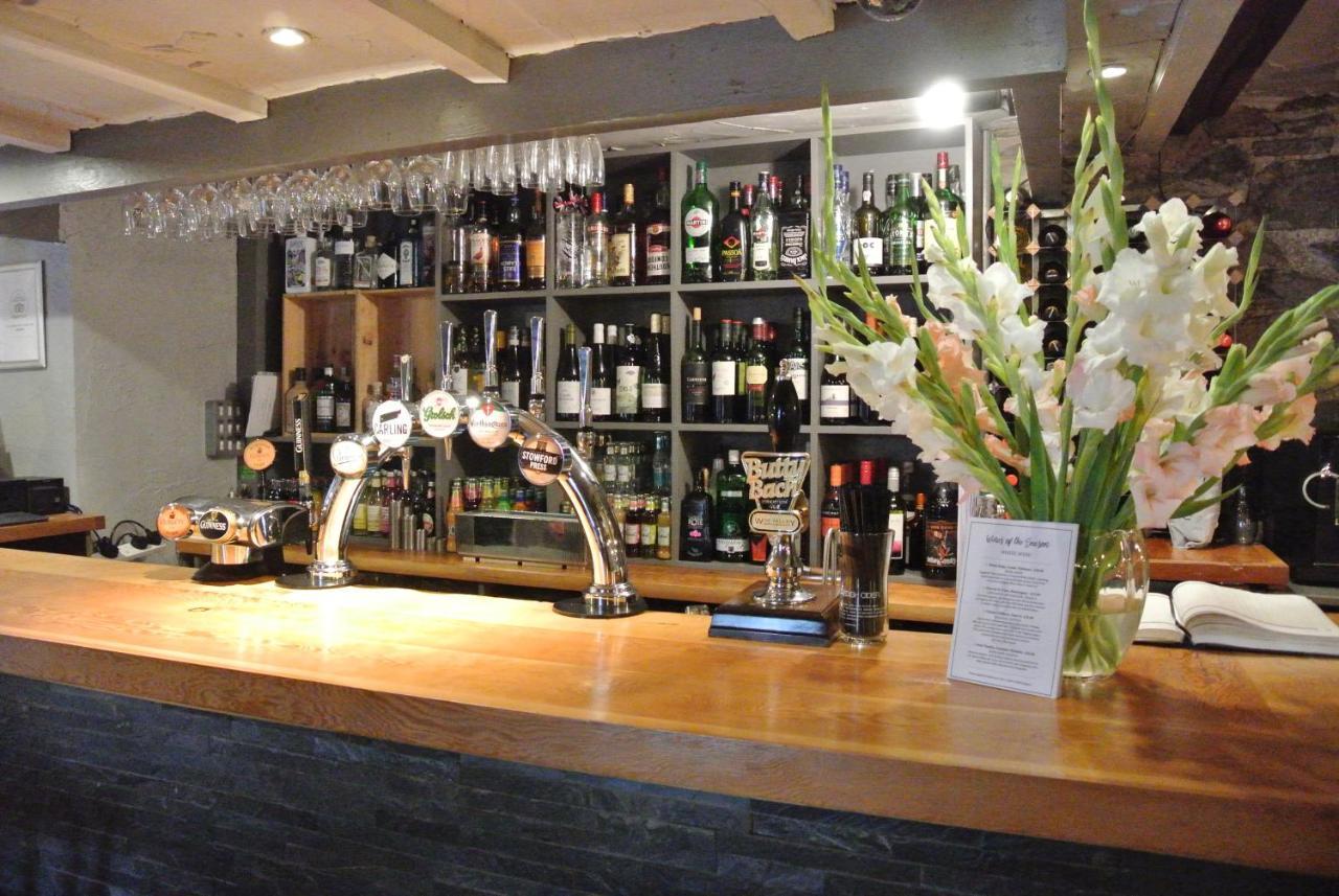 The Horse & Jockey Inn Knighton  Buitenkant foto